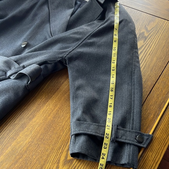 Vintage Rodier Grey wool coat, below-the-knee, trenchcoat style - Picture 7 of 11